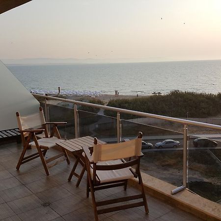 Pomorie Bay Aparthotel Bagian luar foto