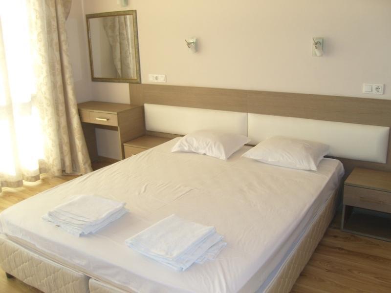 Pomorie Bay Aparthotel Ruang foto