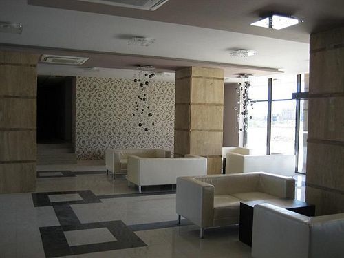 Pomorie Bay Aparthotel Bagian luar foto